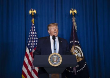 Trump declara a Estados Unidos en “emergencia nacional” por coronavirus