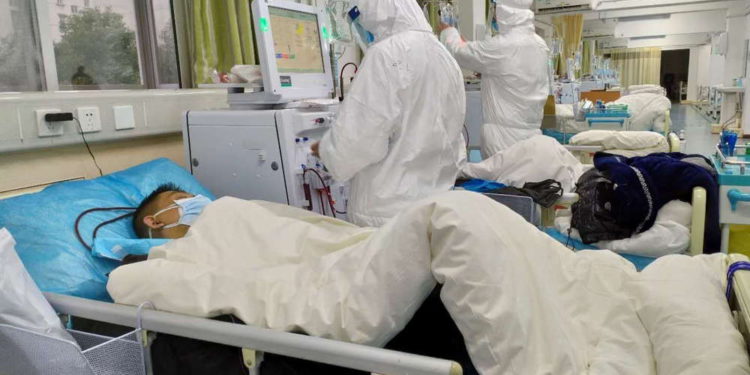 Súbito incremento en el número de personas infectadas por coronavirus en China