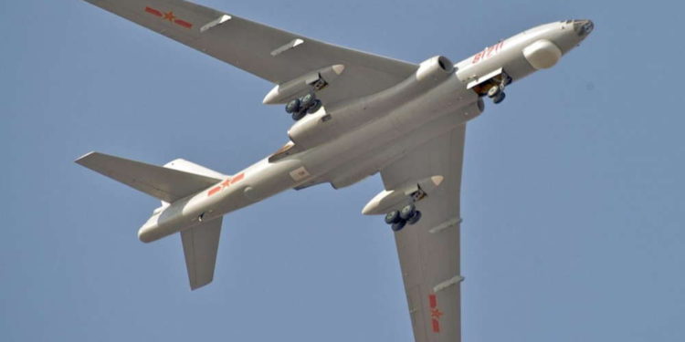 Aviones militares chinos cruzan el espacio aéreo de Taiwán
