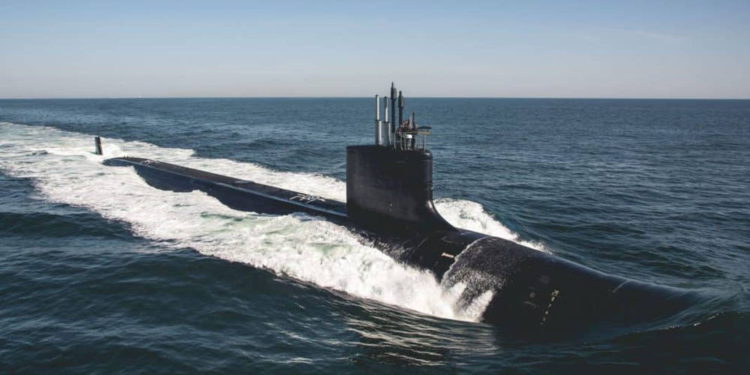 Submarino nuclear de EE. UU. emerge cerca de base rusa en el Ártico