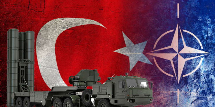 La OTAN debe decidir cómo responder cuando Turquía encienda sus S-400
