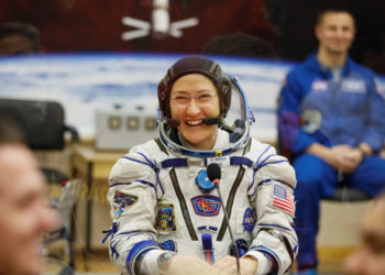 Astronauta de la NASA regresa a la Tierra tras misión récord en la Estación Espacial