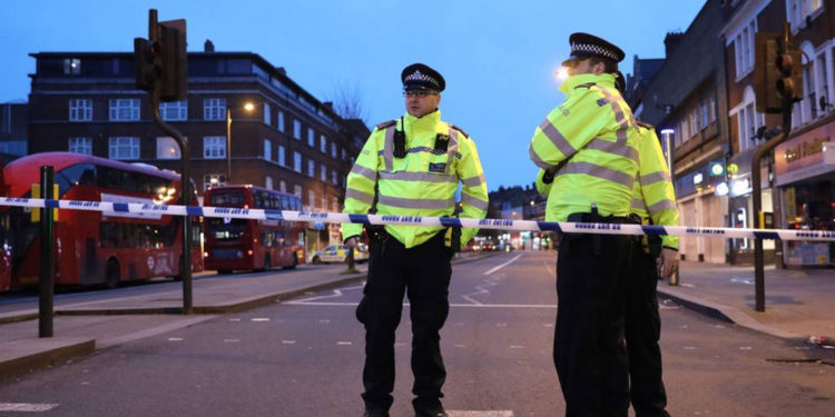 ISIS asume la responsabilidad de ataque de apuñalamiento en Londres