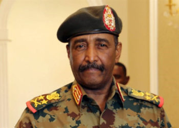 Ejército de Sudán apoya la reunión de su líder con Netanyahu