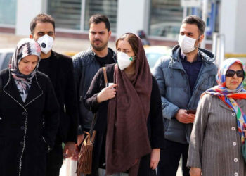 Irán reporta su quinta muerte por coronavirus, la cifra más alta fuera de Asia