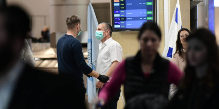 Israel inicia restricciones a visitantes de cinco naciones de Europa por temor al coronavirus