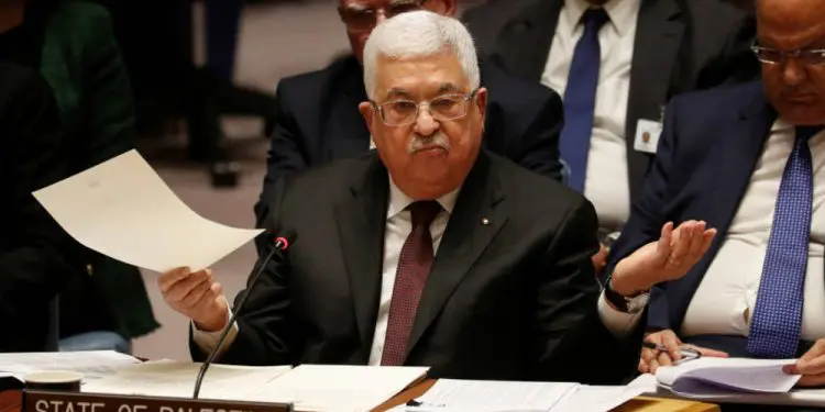 Abbas “apoya plenamente” a los funcionarios palestinos que se reúnen con israelíes