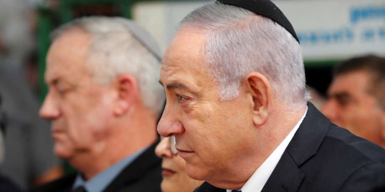 Netanyahu pide a Gantz que despida al asesor que comparó a Trump con Hitler