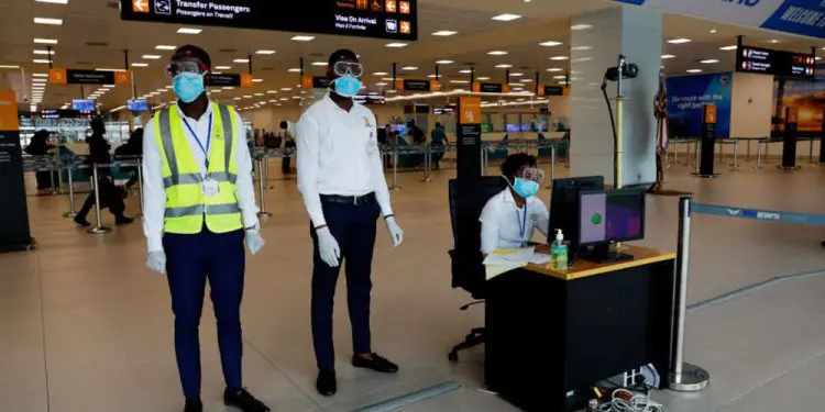 Israelíes son evacuados de Ghana antes del cierre de fronteras