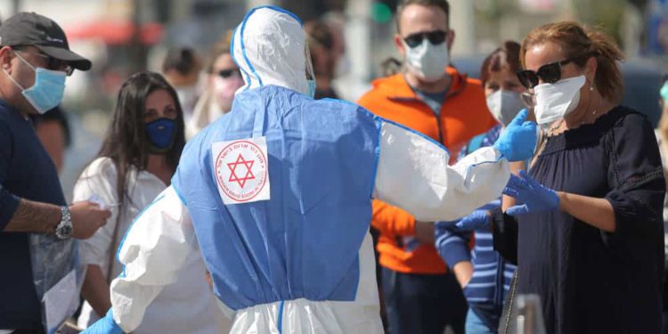Coronavirus en Israel: 15.555 casos, 126 en estado grave y 202 muertes