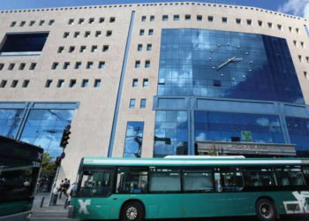 Uso del transporte público en Israel ha disminuido en un 38,5%