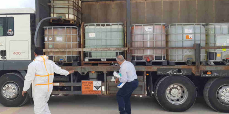Israel envía toneladas de desinfectante a Judea y Samaria en medio del brote de coronavirus