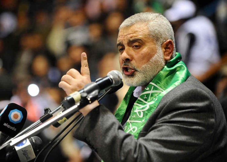 Hamas cierra mezquitas de Gaza para detener la propagación del coronavirus
