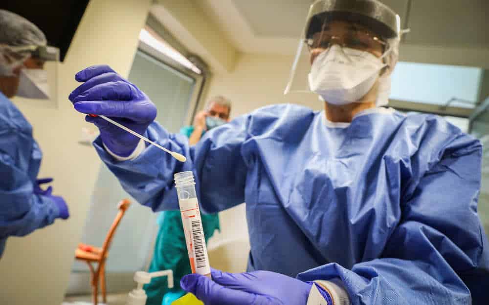 Coronavirus en Israel: 1.930 casos confirmados, 3 muertes