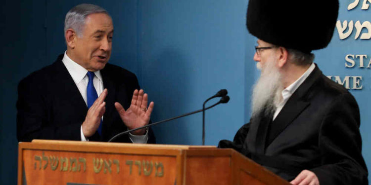 Netanyahu se reúne con líderes ultraortodoxos para convencerlos de que cierren yeshivás