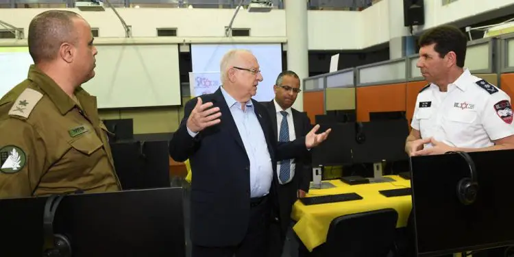 Presidente Rivlin se somete a prueba de coronavirus como “medida de precaución”