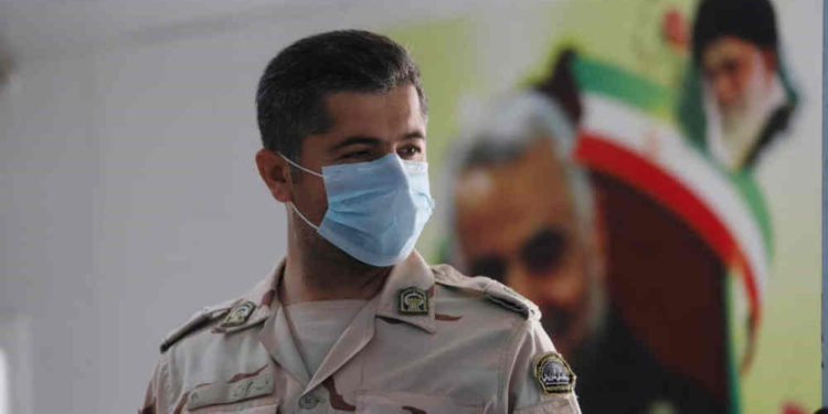 Presos se amotinan en Irán tras liberación de 100 mil convictos para frenar el coronavirus
