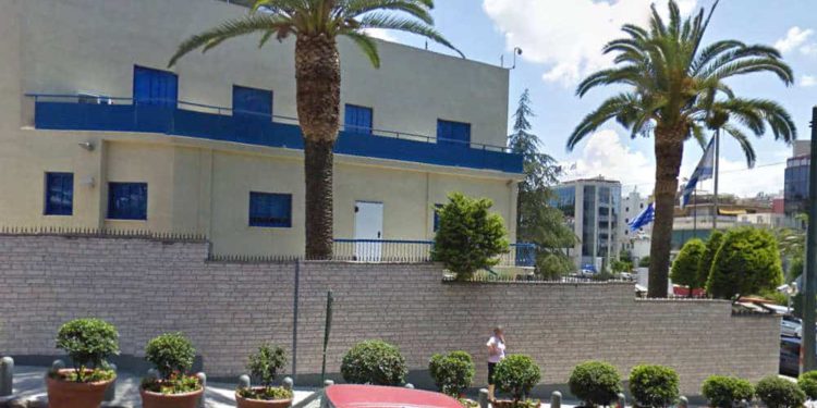 Trabajador en la embajada israelí en Atenas y 2 familiares diagnosticados con coronavirus