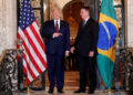 Funcionario de Brasil diagnosticado con coronavirus se reunió con Trump el sábado