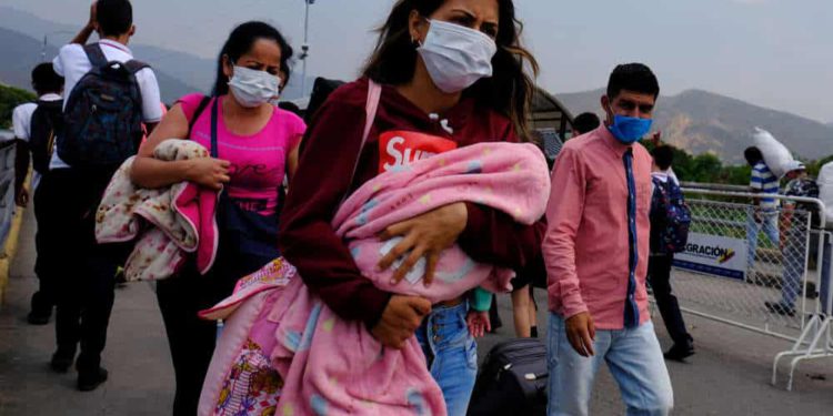 Venezuela busca préstamo de emergencia de $ 5 mil millones del FMI para combatir el Coronavirus