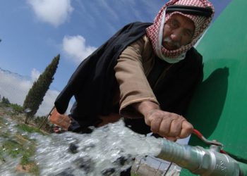 Escasez de agua preocupa a Jordania en medio de la pandemia de coronavirus