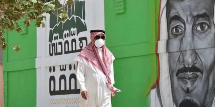 ¿Cómo el virus de China se ha propagado entre la familia real saudita?
