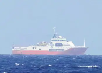 Barco chino es visto cerca de Malasia en medio de una creciente tensión territorial