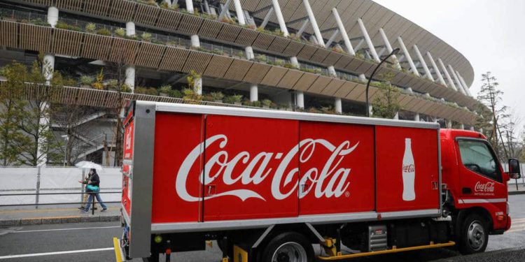 Las ventas de Coca-Cola caen a medida que avanza la pandemia