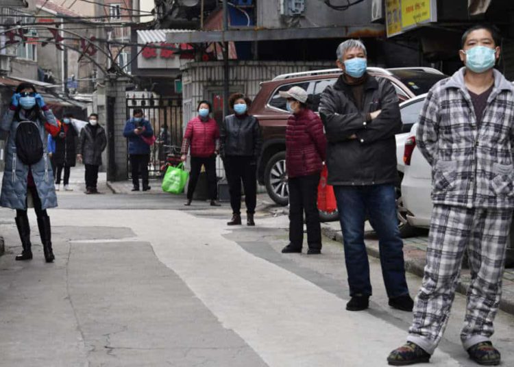 China registra un descenso en nuevos casos de coronavirus