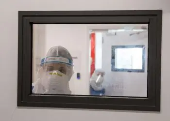IAI de Israel utiliza inteligencia artificial para pronosticar cambios en pacientes con COVID-19