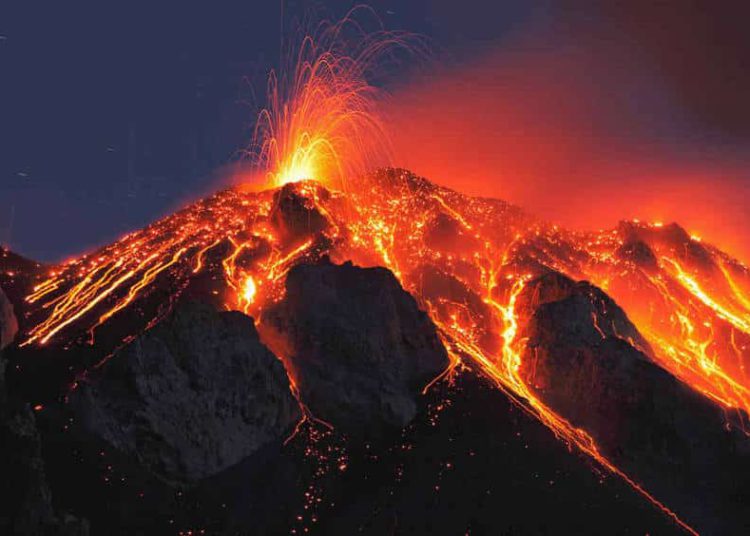 El despertar de la región volcánica de Islandia “podría causar trastornos durante siglos”