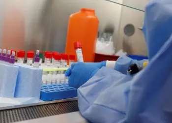Estados Unidos registra 2.494 muertes por coronavirus en 24 horas