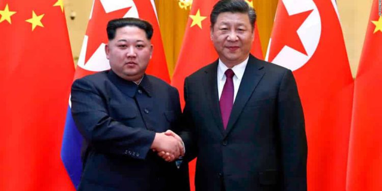 China envía expertos médicos a Corea del Norte para asesorar sobre la salud de Kim