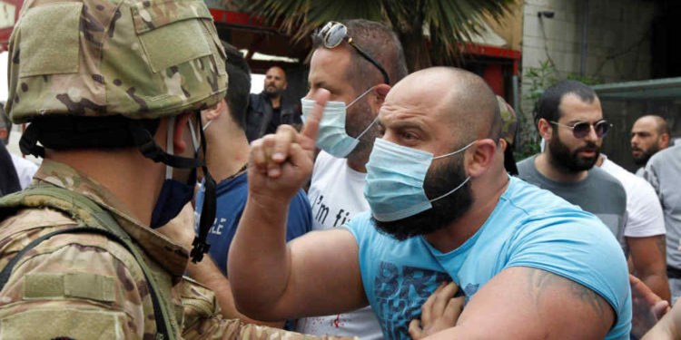 Manifestante asesinado durante disturbios en Líbano en medio de crisis económica