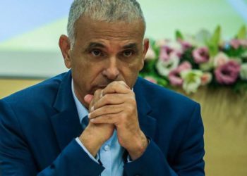 Ministro de Hacienda advierte sobre crisis de COVID-19 en Judea y Samaria