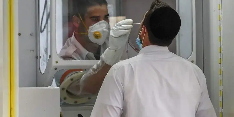 Israel ve un aumento repentino en casos de COVID-19