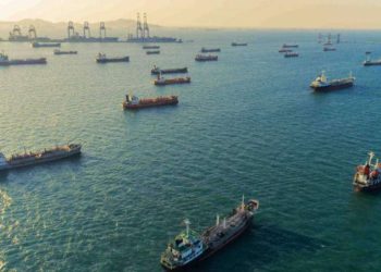 Una enorme flota de 117 petroleros está llevando crudo súper barato a China