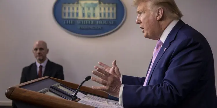 Trump advierte de semanas de “gran mortandad” por delante “como quizá no hemos visto antes”