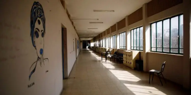 Ministerio de Educación de Israel permite a los administradores escolares volver a trabajar