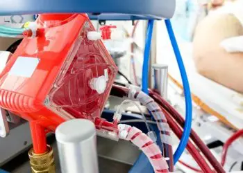 Paciente con COVID-19 recupera la conciencia después de 29 días