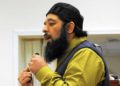 Imán islamista insta a los musulmanes a armarse en medio de amenazas por el coronavirus