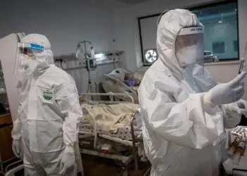 El número de muertes por coronavirus en Israel aumenta a 300