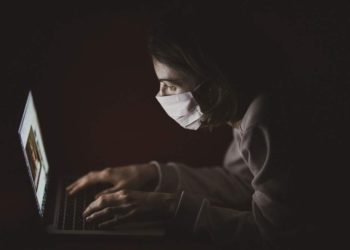 La verdad sobre las teorías de conspiración en torno al coronavirus