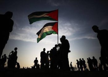 Árabes palestinos: Comer con un judío es un “crimen”