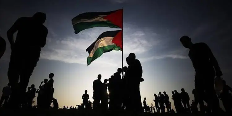 Árabes palestinos: Comer con un judío es un “crimen”
