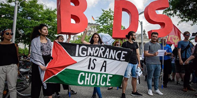 España cancela seminario antisemita de organización pro BDS