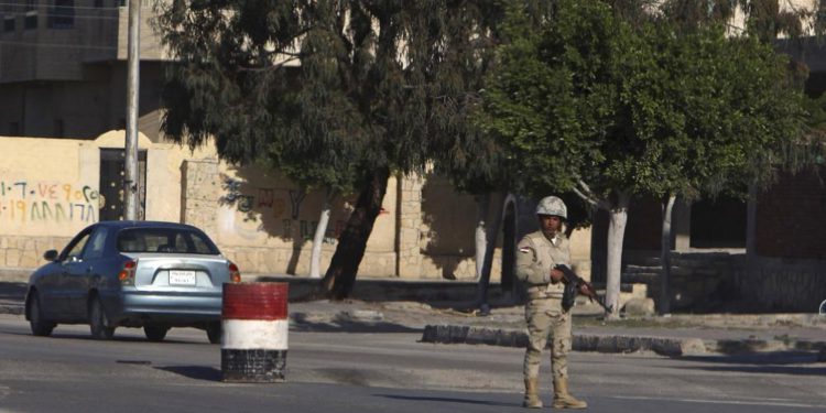 Ejército de Egipto abate a 19 militantes islamistas en el Sinaí