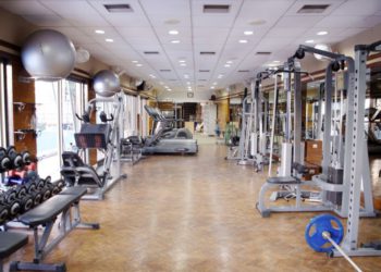 Centros comerciales, mercados y gimnasios de Israel abrirán el jueves