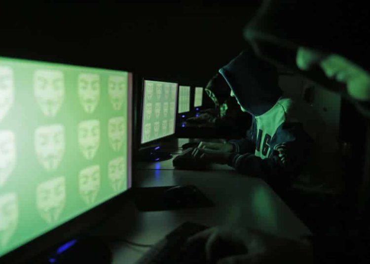 Hackers islámicos publican en línea cientos de datos de tarjetas de crédito israelíes