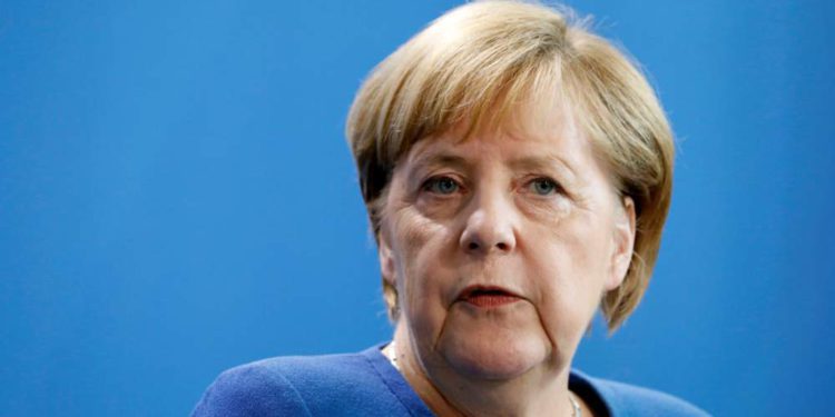Merkel: Los crímenes nazis son “la eterna responsabilidad de Alemania”